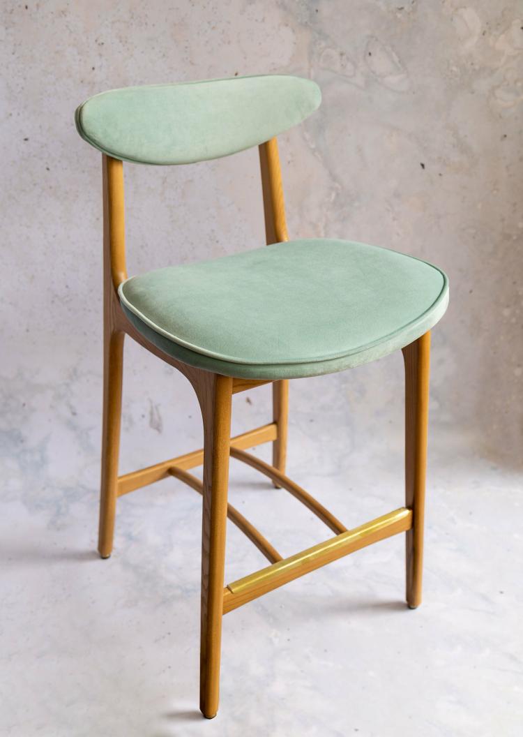 200 – 190 Bar Stool  |   Chairs + Stools Chairs + Stools Boucle