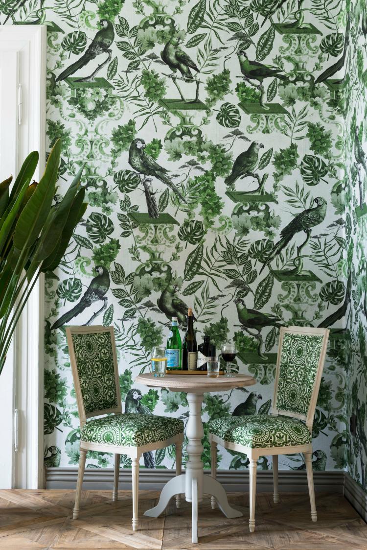 La Voliere Wallpaper  |   Wallpaper On The Wall Black