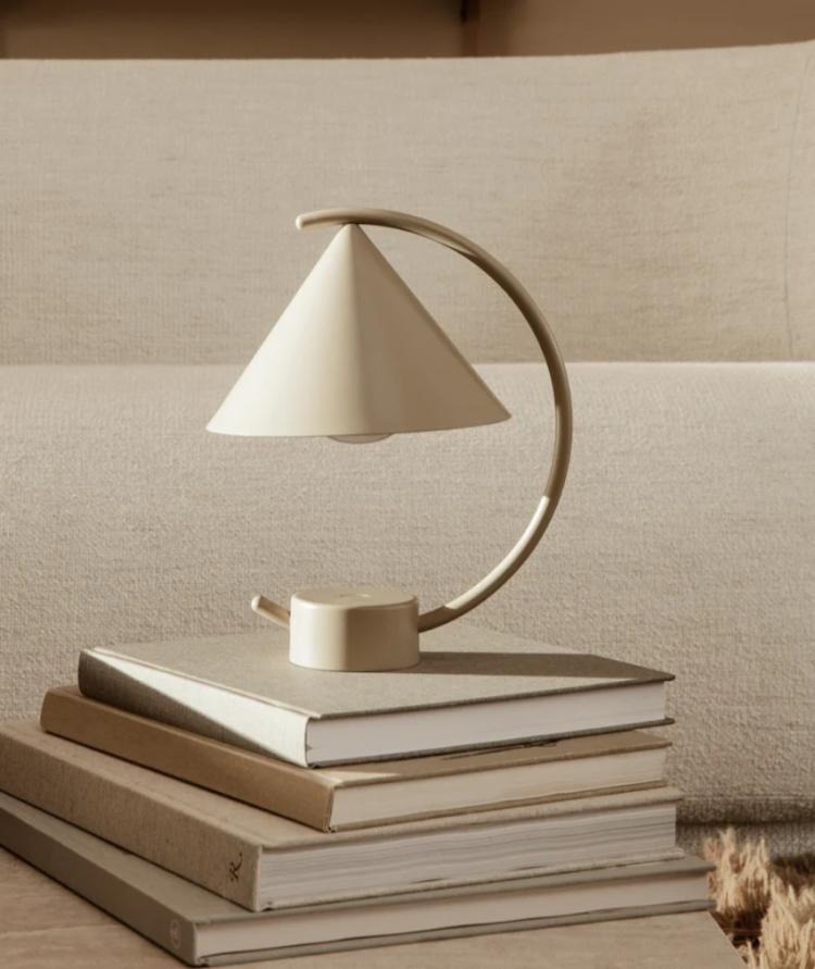 Meridian Lamp  |   Lighting Furniture Black